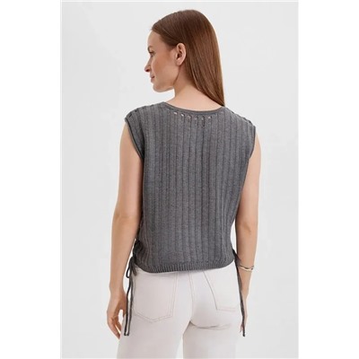 Майка женская вязаная со шнуровкой С Арт. 10127