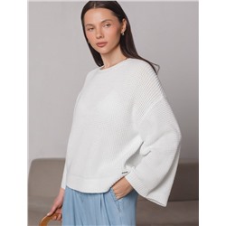 Укороченный джемпер с широкими рукавами рельефной вязки из хлопка с акрилом