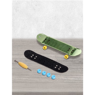 Фингерборд металлический «Золотой трюк», 2 комплекта колёс, ключ, цвет МИКС