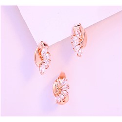 Набор: Кольцо и Серьги бижутерия