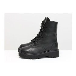 Женские ботинки на шнуровке в стиле Dr. Martens, выполнены из натуральной лицевой кожи черного цвета, на утолщенной черной подошве, Б-2069-07