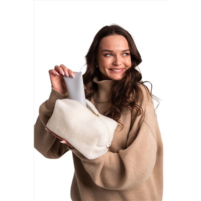 Косметичка меховая Тедди ваниль