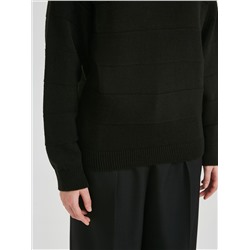 Водолазка чёрная с оригинальным воротником