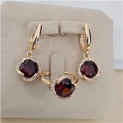 Комплект ювелирной бижутерии коллекция "Дубай" серьги, кулон и кольцо 20 р, покрытие позолота, вставка: стекло и цирконы, цвет: красный и прозрачный, арт.414.554-20