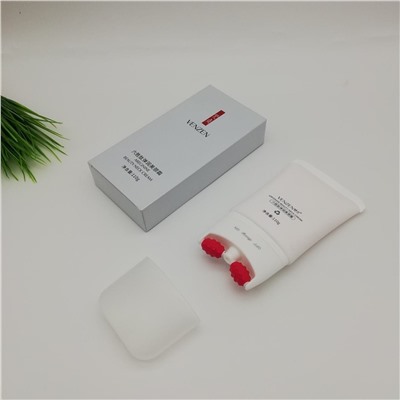 Лифтинг крем c массажером  Venzen Areginine Beauty Neck CreamКосметика уходовая для лица и тела от ведущих мировых производителей по оптовым ценам в интернет магазине ooptom.ru.