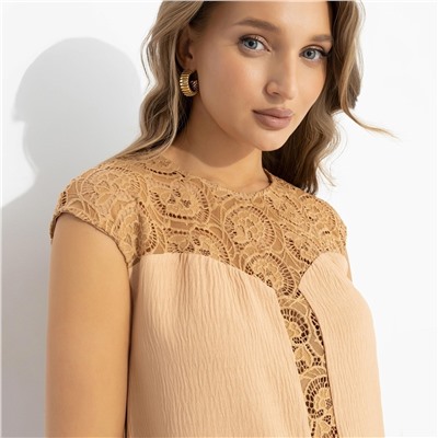 Топ, комбинированный с кружевом, Громко и смело