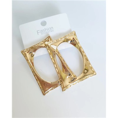 Стильные серьги