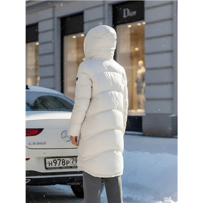 Пальто зимнее утепленное с капюшоном женское бежевого цвета 7747B