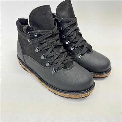 Ботинки мужские чёрные броневые с замком войлочная подошва