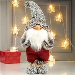 Интерьерная кукла текстильная «Дедушка в бордовых штанах и серой куртке», 42×12×17 см