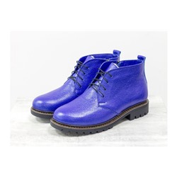 Женские ботинки на шнуровке в стиле Dr. Martens, выполнены из натуральной кожи флотар ярко-синего цвета, на утолщенной тракторной подошве, Б-152-28