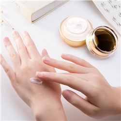 (ЗАМЯТА КОРОБКА) Крем для лица с улиточным муцином Bioaqua Snail Repair & Brightening Cream, 50 гр.