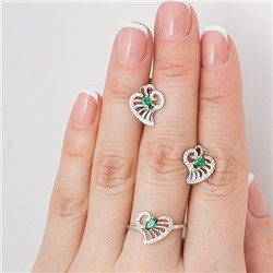 Серебряное кольцо с фианитом зеленого цвета  228
