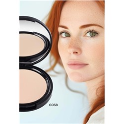 Стойкая компактная пудра Soft Matte