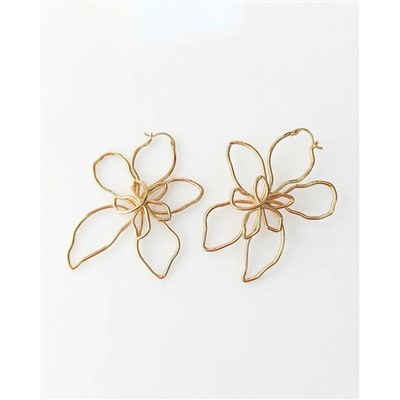 Стильные серьги