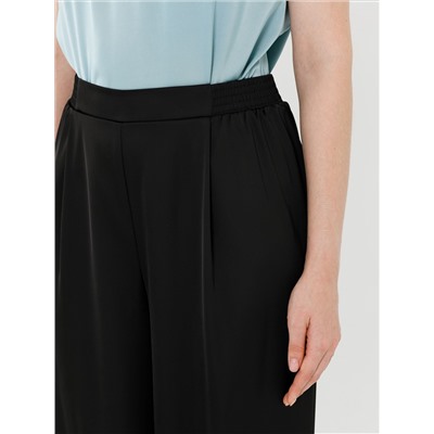 Брюки атласные чёрного цвета