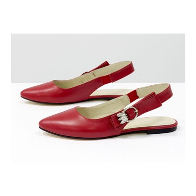 Туфли на низком ходу, с открытой пяткой, выполнены из натуральной кожи красного цвета, с яркой фурнитурой золотого цвета с камнями, Т-17426-06