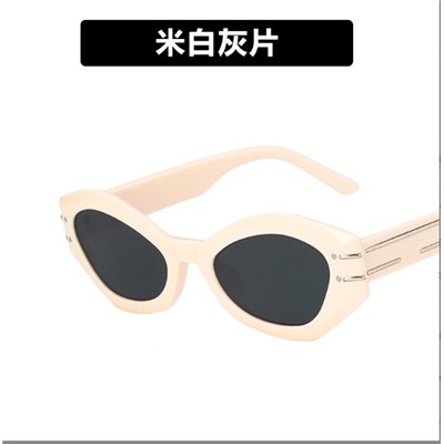 Солнцезащитные очки SG 40022