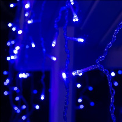 Гирлянда «Бахрома» 4 × 0.6 м, IP44, прозрачная нить, 180 LED, свечение синее, 8 режимов, 220 В