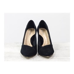 Туфли Лодочки на шпильке из натуральной замши черного цвета, укомплектованы стелькой бежевого цвета с поддерживающим эффектом, Т-1701/4-01