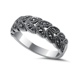 Серебряное кольцо с марказитом