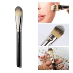 Кисть-лепесток для тональной основы МАС 190 Foundation Brush