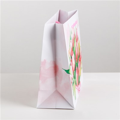 Пакет ламинированный горизонтальный «Цветочная нежность», MS 18 × 23 × 8 см