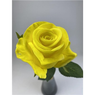 Роза силиконовая ароматизированная 55см, цвет желтый