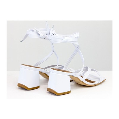 Дизайнерские бесшовные босоножки на завязках, выполнены из натуральной итальянской кожи белого цвета, на среднем каблуке, Новая Коллекция Весна-Лето от Gino Figini, С-2145-06