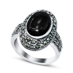 Серебряное кольцо с ониксом и марказитом