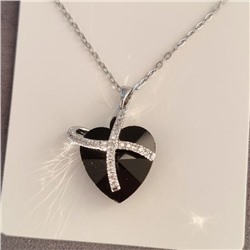 Кулон на цепочке сердце, цвет цепочки: серебристый, сердце цвет: черный, вставка: фианиты, 6,5ю, арт. 001.571