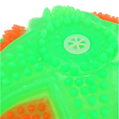 "Пэт тойс (Pet toys)" Игрушка для собаки "Мяч массажный" д7,5см h7,5см, ПВХ, с пищалкой, светящаяся, на картоне, цветная, цвета в ассортименте: зеленый, желтый, коралловый, фуксия (Китай)