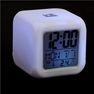 Часы-будильник Irit IR-600, календарь, температура, подсветка, 3хААА, белые