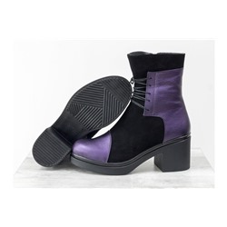 Ботинки на шнурках из натуральной замши черного цвета со вставками из текстурированной фиолетовой кожи с перламутром, на устойчивом, невысоком каблуке черного цвета, Коллекция Осень-Зима, Б-1607-01