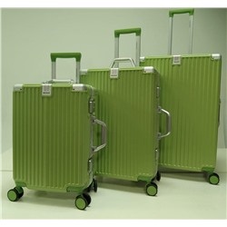 Набор из 3-х чемоданов, композит, алюминий, MIRONPAN  32408 Зеленый
