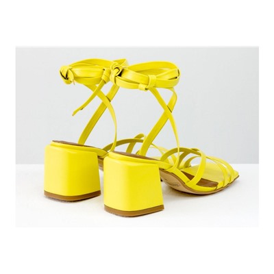 Дизайнерские бесшовные босоножки на завязках, выполнены из натуральной итальянской кожи ярко-желтого цвета, на среднем каблуке, Новая Коллекция Весна-Лето от Gino Figini, С-2145-09