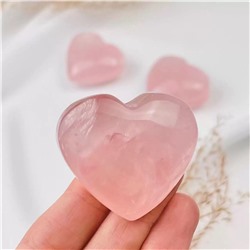 Радуга Самоцветов Сердце из мадагаскарского Розового кварца