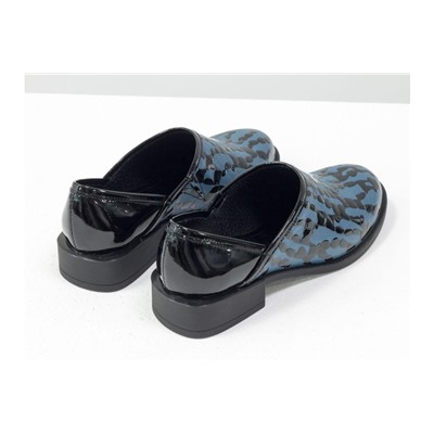 Элегантные женские туфли из натуральной кожи серо-голубого цвета с текстурой крокодил и каплями лака, пятки черного цвета, на невысоком каблуке с выступающим кантом, Весенняя коллекция от Gino Figini, Т-19140-01