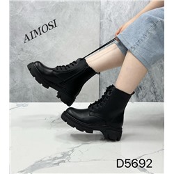 Женские ботинки ОСЕНЬ D5692 черные
