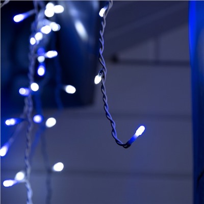 Гирлянда «Бахрома» 3 × 0.6 м, IP44, УМС, белая нить, 160 LED, свечение бело-синее, мигание, 220 В