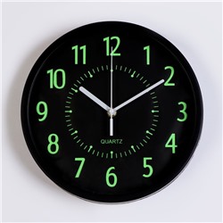 Часы настенные, серия: Интерьер, "Зеленый глаз", флуоресцентные, дискретный ход, 1АА, 30 х 30 см