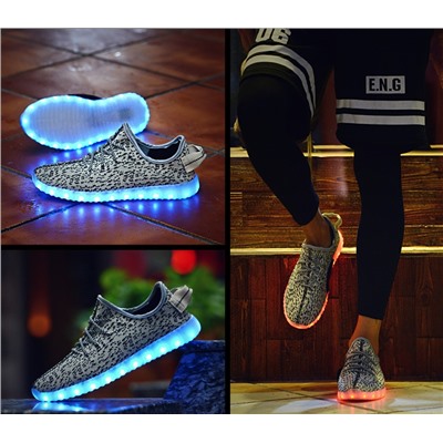 Светящиеся тканевые кроссовки с LED подсветкой 560 для взрослых