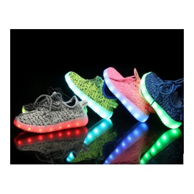 Светящиеся тканевые кроссовки с LED подсветкой детские 560
