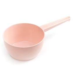 Ковш пластиковый для купания и мытья головы, детский банный ковшик, 1л., цвет розовая пудра