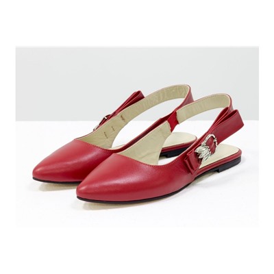 Туфли на низком ходу, с открытой пяткой, выполнены из натуральной кожи красного цвета, с яркой фурнитурой золотого цвета с камнями, Т-17426-06