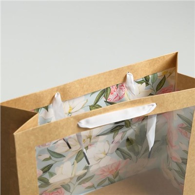 Пакет крафтовый с пластиковым окном «Цветы», 31 х 26 х 11 см