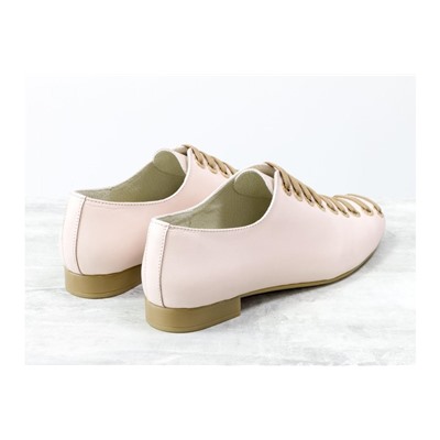 Новые дизайнерские туфли от Gino Figini на бежевой шнуровке по всей высоте, из светло-розовой кожи на удобном невысоком каблуке бежевого цвета, Т-1915-10