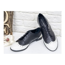 Монохромные Туфли Оксфорды на шнуровке из натуральной  кожи белого и черного цвета, на низком ходу, Т-415-04