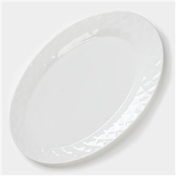 Тарелка фарфоровая обеденная Magistro «Блик», 25×16,5×1,5 см, цвет белый