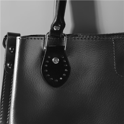 Ручка для сумки, 60 × 1 см, с пришивными петлями 3,5 см, цвет чёрный/серебряный